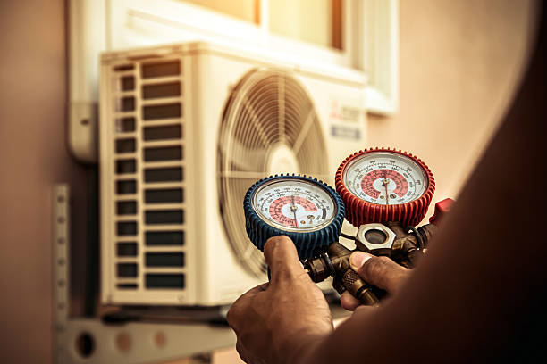 Professional Hvac technician working in Idaville, PA